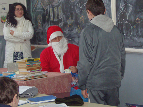 Mos Craciun la Preluca Noua (c) eMM.ro